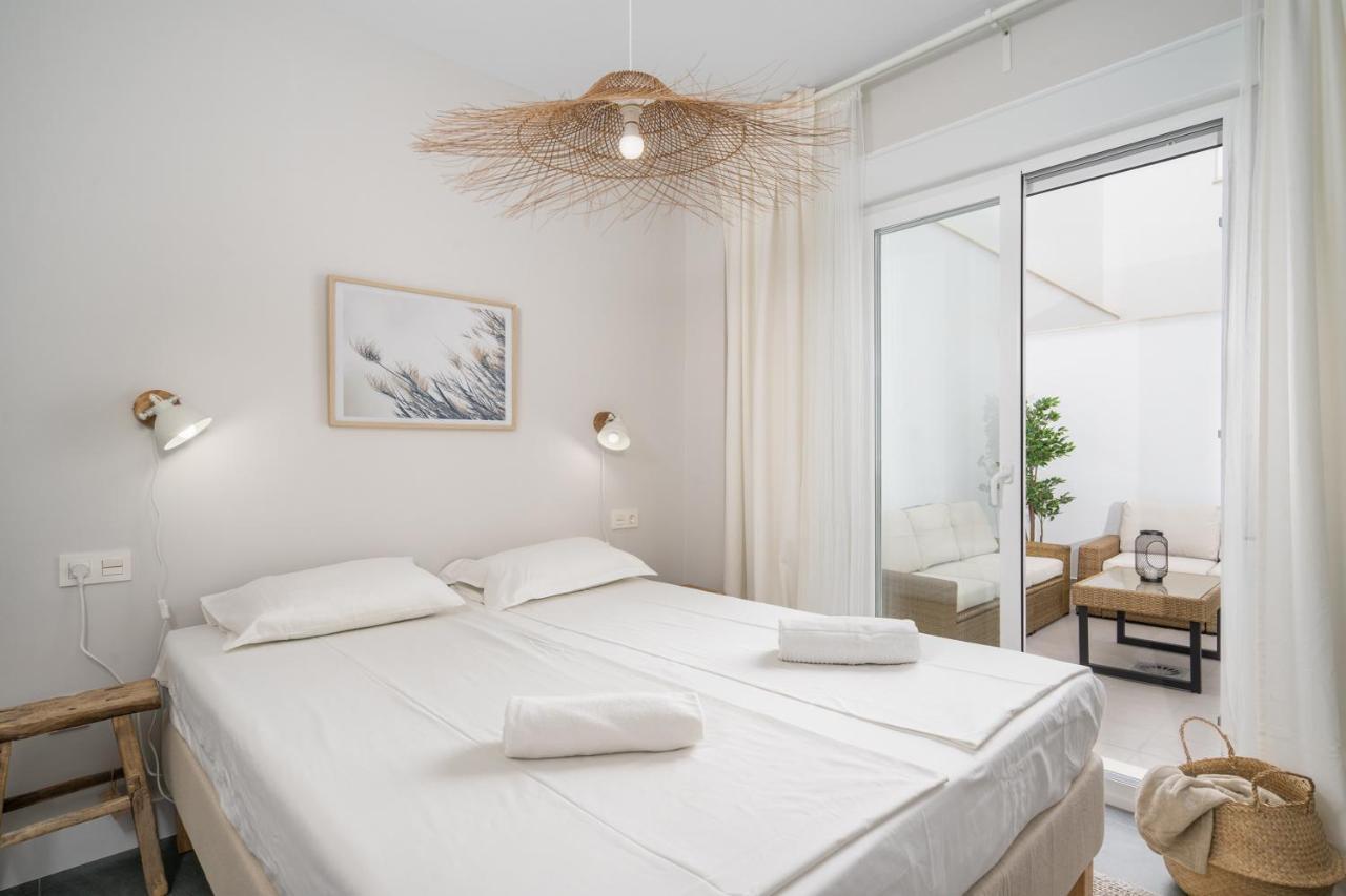 Central Family Accomodation In Fuengirola By Costarentals - Ref 111 Exterior photo